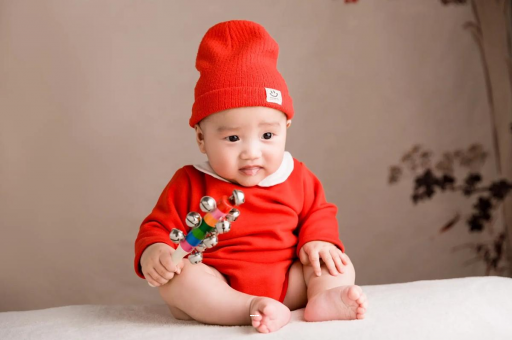 进贤怀孕肚子饿了就想吐